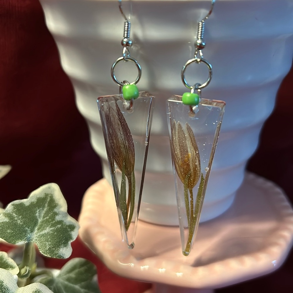 - New handcrafted dried flower 🌸 earrings #8